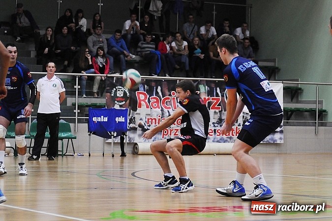 Zdjęcie w galerii na portalu naszraciborz.pl: AZS Rafako przegrał po tie-breaku wiadomości z regionu