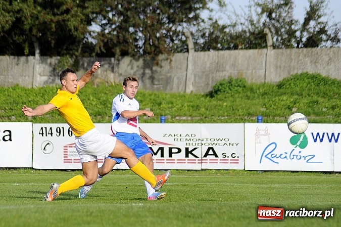 Zdjęcie w galerii na portalu naszraciborz.pl: IV liga: KS Unia zagrał na piątkę wiadomości z regionu