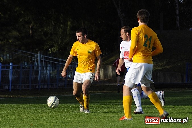 Zdjęcie w galerii na portalu naszraciborz.pl: IV liga: KS Unia zagrał na piątkę wiadomości z regionu