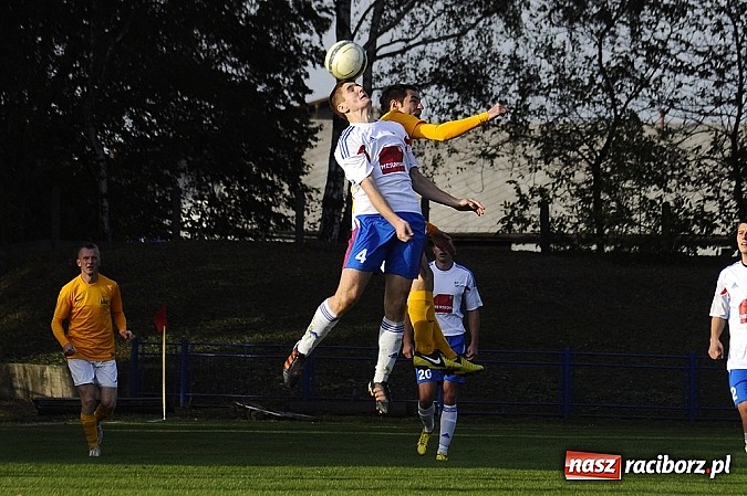 Zdjęcie w galerii na portalu naszraciborz.pl: IV liga: KS Unia zagrał na piątkę wiadomości z regionu