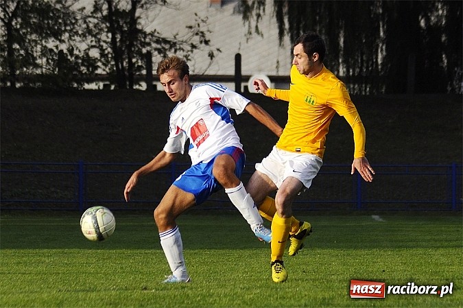 Zdjęcie w galerii na portalu naszraciborz.pl: IV liga: KS Unia zagrał na piątkę wiadomości z regionu