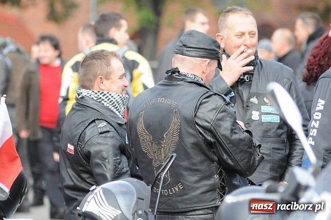 Zdjęcie w galerii na portalu naszraciborz.pl: Łowcy dusz na raciborskim zakończeniu sezonu motocyklowego wiadomości z regionu