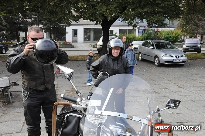 Zdjęcie w galerii na portalu naszraciborz.pl: Łowcy dusz na raciborskim zakończeniu sezonu motocyklowego wiadomości z regionu