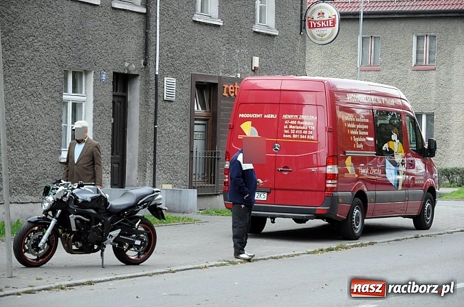Zdjęcie w galerii na portalu naszraciborz.pl: Kierowca golfa wymusił pierwszeństwo motocykliście. Kolizja na Ocickiej wiadomości z regionu