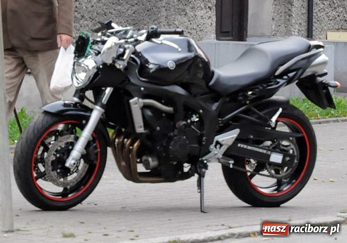 Zdjęcie w galerii na portalu naszraciborz.pl: Kierowca golfa wymusił pierwszeństwo motocykliście. Kolizja na Ocickiej wiadomości z regionu