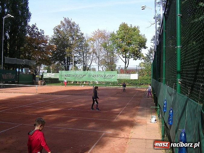 Zdjęcie w galerii na portalu naszraciborz.pl: Tenisowy turniej dzieci o puchar starosty wiadomości z regionu
