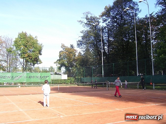 Zdjęcie w galerii na portalu naszraciborz.pl: Tenisowy turniej dzieci o puchar starosty wiadomości z regionu