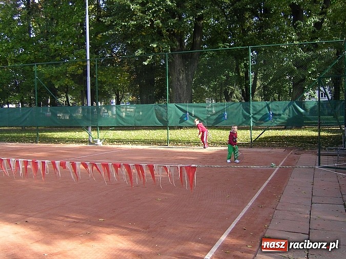 Zdjęcie w galerii na portalu naszraciborz.pl: Tenisowy turniej dzieci o puchar starosty wiadomości z regionu