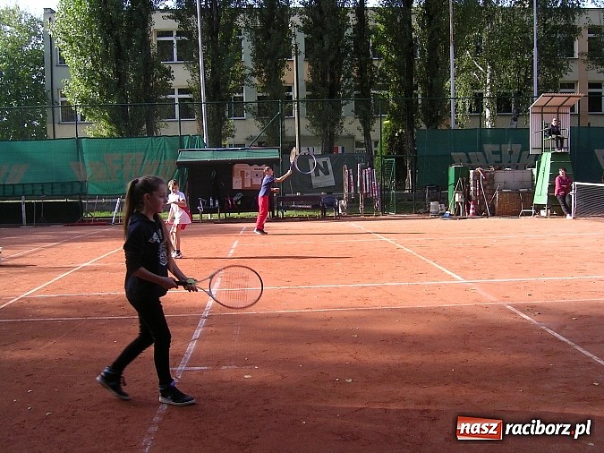 Zdjęcie w galerii na portalu naszraciborz.pl: Tenisowy turniej dzieci o puchar starosty wiadomości z regionu