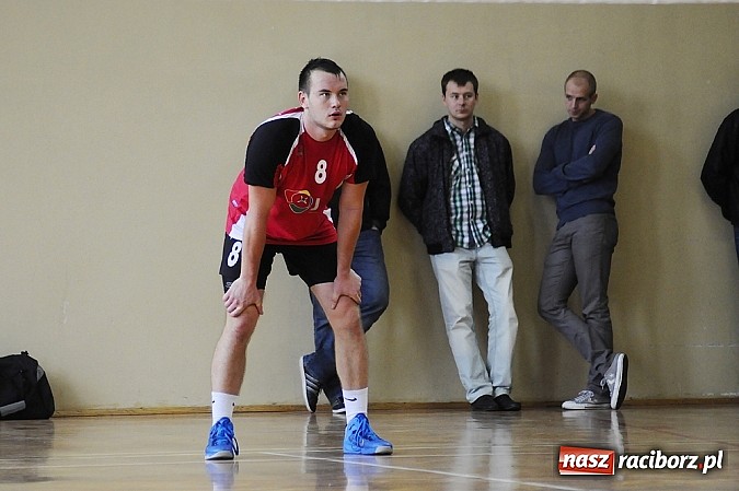 Zdjęcie w galerii na portalu naszraciborz.pl: Siatkarze amatorzy rozpoczęli sezon wiadomości z regionu