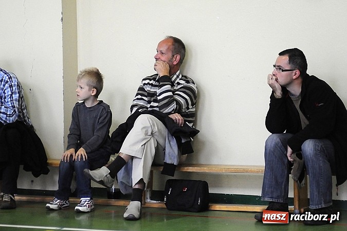 Zdjęcie w galerii na portalu naszraciborz.pl: Siatkarze amatorzy rozpoczęli sezon wiadomości z regionu