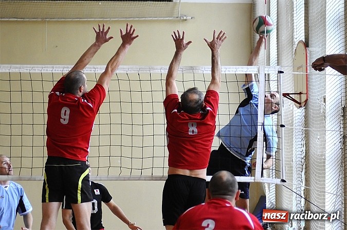 Zdjęcie w galerii na portalu naszraciborz.pl: Siatkarze amatorzy rozpoczęli sezon wiadomości z regionu