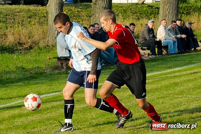 Zdjęcie w galerii na portalu naszraciborz.pl: Sensacja w B klasie. Samborowice zdobyły Zameczek wiadomości z regionu