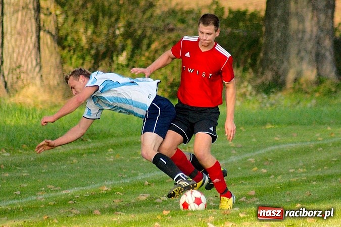 Zdjęcie w galerii na portalu naszraciborz.pl: Sensacja w B klasie. Samborowice zdobyły Zameczek wiadomości z regionu