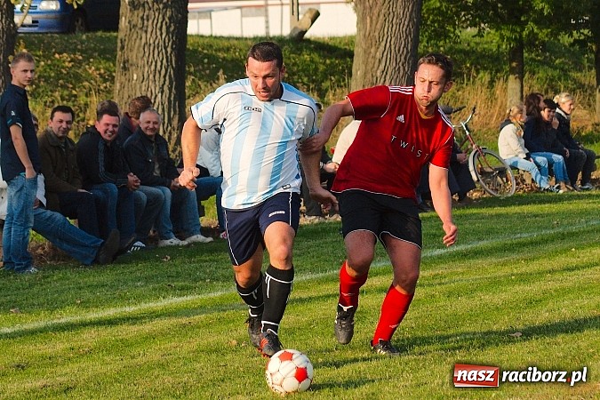 Zdjęcie w galerii na portalu naszraciborz.pl: Sensacja w B klasie. Samborowice zdobyły Zameczek wiadomości z regionu