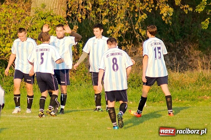 Zdjęcie w galerii na portalu naszraciborz.pl: Sensacja w B klasie. Samborowice zdobyły Zameczek wiadomości z regionu