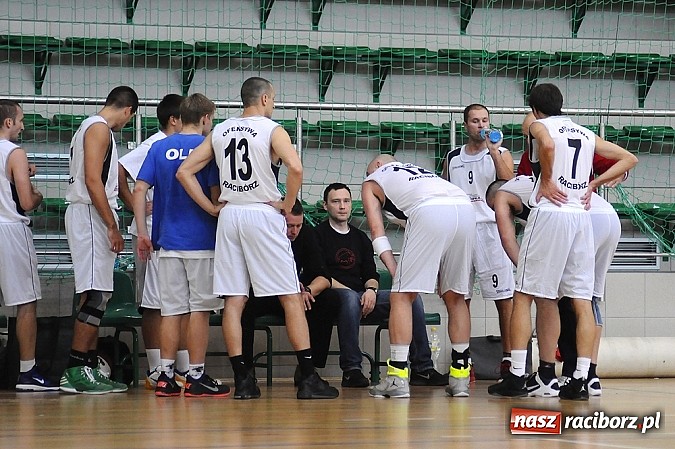 Zdjęcie w galerii na portalu naszraciborz.pl: Minimalna przegrana Ofensywy w debiucie wiadomości z regionu