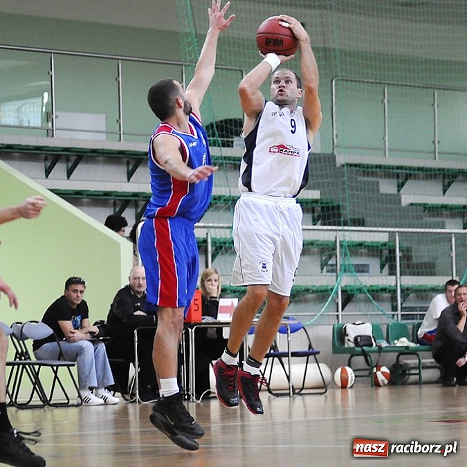 Zdjęcie w galerii na portalu naszraciborz.pl: Minimalna przegrana Ofensywy w debiucie wiadomości z regionu