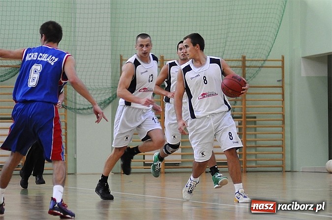 Zdjęcie w galerii na portalu naszraciborz.pl: Minimalna przegrana Ofensywy w debiucie wiadomości z regionu