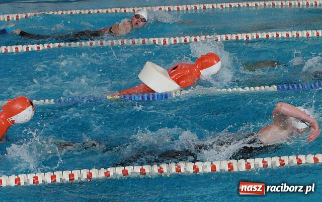 Zdjęcie w galerii na portalu naszraciborz.pl: Ratownicy WOPR walczyli o Puchar Rektora PWSZ wiadomości z regionu