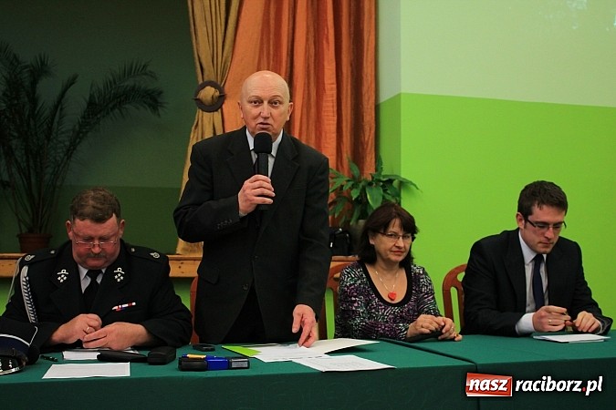 Zdjęcie w galerii na portalu naszraciborz.pl: Wydano nową książkę o historii Kobyli wiadomości z regionu