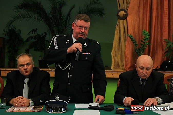 Zdjęcie w galerii na portalu naszraciborz.pl: Wydano nową książkę o historii Kobyli wiadomości z regionu