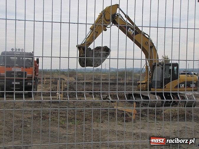Zdjęcie w galerii na portalu naszraciborz.pl: Koltech i Ramex już budują w strefie na Ostrogu wiadomości z regionu