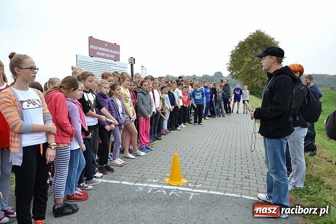 Zdjęcie w galerii na portalu naszraciborz.pl: Uczniowie z gminy Krzyżanowice sprawdzili się dziś w przełajach wiadomości z regionu