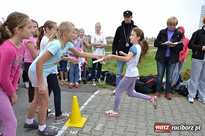 Zdjęcie w galerii na portalu naszraciborz.pl: Uczniowie z gminy Krzyżanowice sprawdzili się dziś w przełajach wiadomości z regionu
