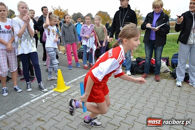 Zdjęcie w galerii na portalu naszraciborz.pl: Uczniowie z gminy Krzyżanowice sprawdzili się dziś w przełajach wiadomości z regionu