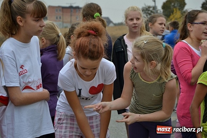 Zdjęcie w galerii na portalu naszraciborz.pl: Uczniowie z gminy Krzyżanowice sprawdzili się dziś w przełajach wiadomości z regionu