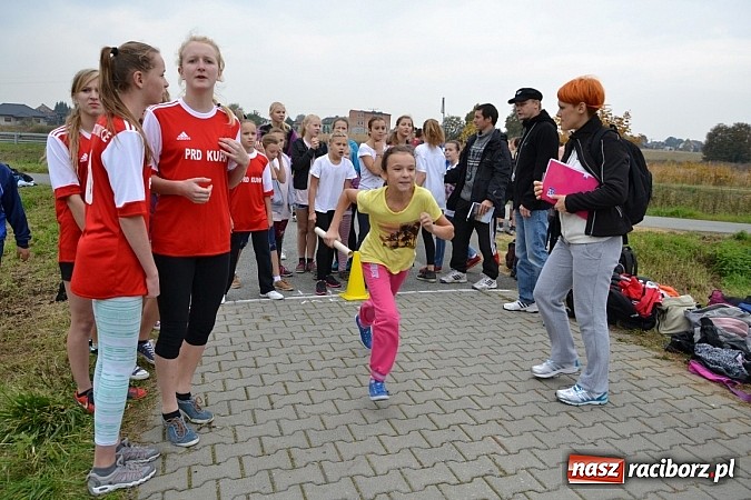 Zdjęcie w galerii na portalu naszraciborz.pl: Uczniowie z gminy Krzyżanowice sprawdzili się dziś w przełajach wiadomości z regionu