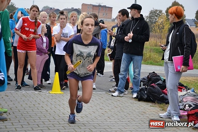 Zdjęcie w galerii na portalu naszraciborz.pl: Uczniowie z gminy Krzyżanowice sprawdzili się dziś w przełajach wiadomości z regionu