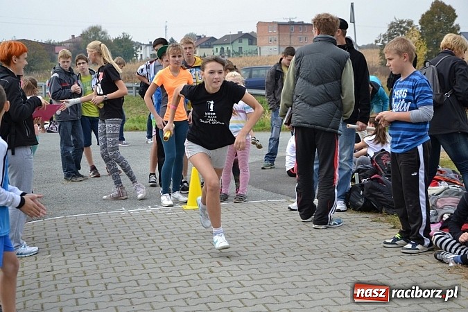 Zdjęcie w galerii na portalu naszraciborz.pl: Uczniowie z gminy Krzyżanowice sprawdzili się dziś w przełajach wiadomości z regionu