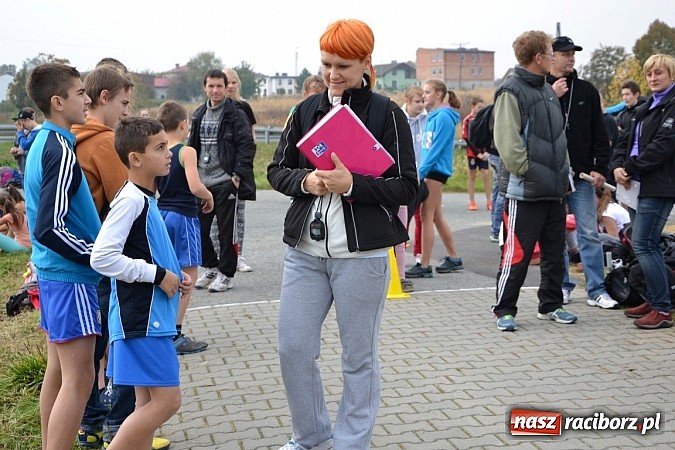 Zdjęcie w galerii na portalu naszraciborz.pl: Uczniowie z gminy Krzyżanowice sprawdzili się dziś w przełajach wiadomości z regionu