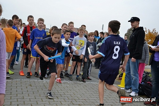 Zdjęcie w galerii na portalu naszraciborz.pl: Uczniowie z gminy Krzyżanowice sprawdzili się dziś w przełajach wiadomości z regionu