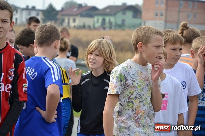 Zdjęcie w galerii na portalu naszraciborz.pl: Uczniowie z gminy Krzyżanowice sprawdzili się dziś w przełajach wiadomości z regionu