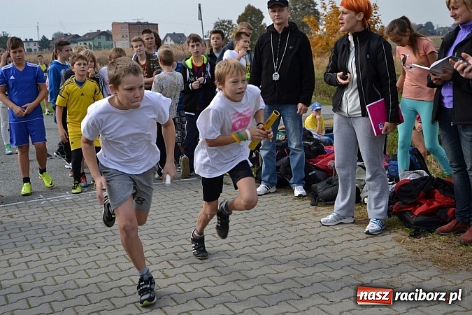 Zdjęcie w galerii na portalu naszraciborz.pl: Uczniowie z gminy Krzyżanowice sprawdzili się dziś w przełajach wiadomości z regionu