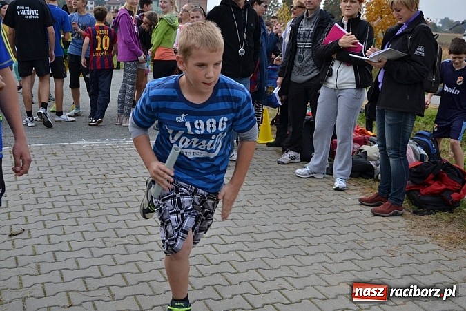 Zdjęcie w galerii na portalu naszraciborz.pl: Uczniowie z gminy Krzyżanowice sprawdzili się dziś w przełajach wiadomości z regionu