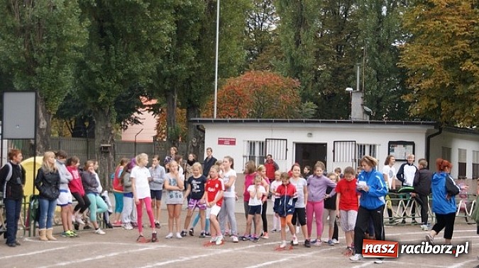 Zdjęcie w galerii na portalu naszraciborz.pl: Sport szkolny. Lekkoatletyczna Olimpiada wiadomości z regionu