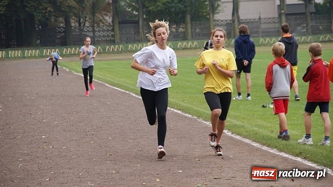 Zdjęcie w galerii na portalu naszraciborz.pl: Sport szkolny. Lekkoatletyczna Olimpiada wiadomości z regionu
