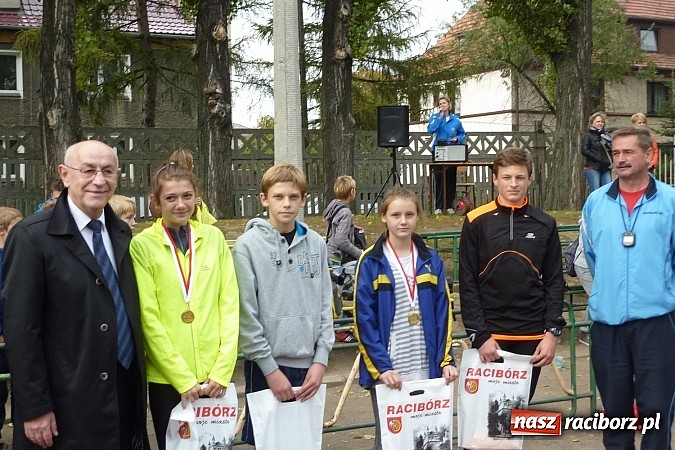 Zdjęcie w galerii na portalu naszraciborz.pl: Sport szkolny. Lekkoatletyczna Olimpiada wiadomości z regionu