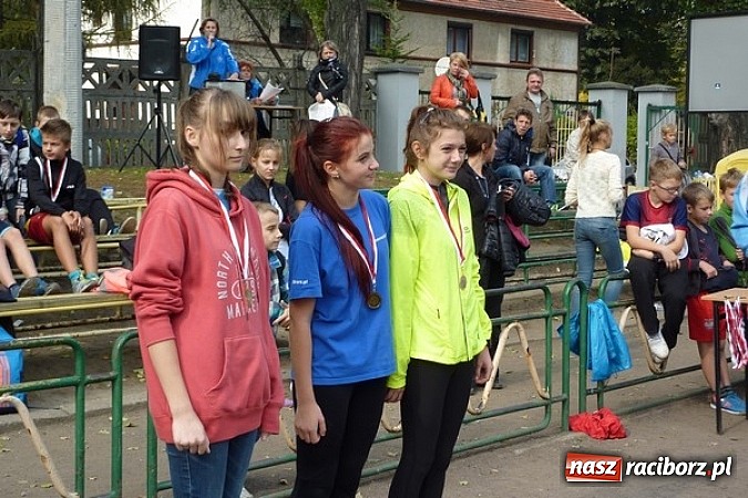 Zdjęcie w galerii na portalu naszraciborz.pl: Sport szkolny. Lekkoatletyczna Olimpiada wiadomości z regionu