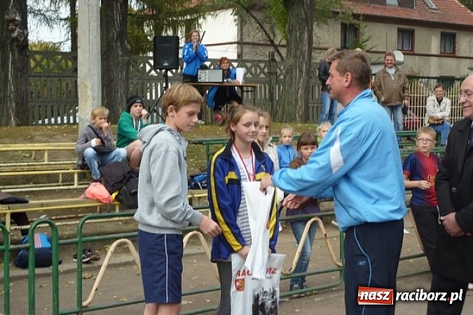 Zdjęcie w galerii na portalu naszraciborz.pl: Sport szkolny. Lekkoatletyczna Olimpiada wiadomości z regionu