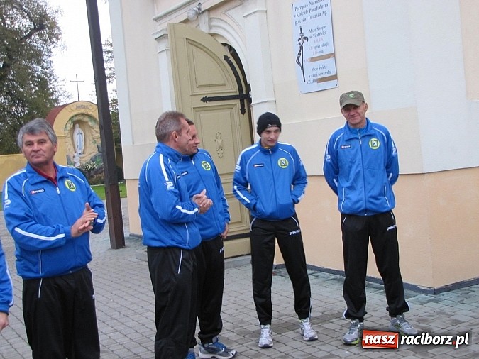 Zdjęcie w galerii na portalu naszraciborz.pl: W Kietrzu wystartowała I Sztafeta Papieska! wiadomości z regionu