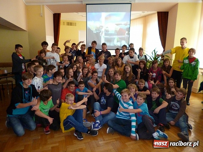 Zdjęcie w galerii na portalu naszraciborz.pl: Finalistka Mistrzostw Świata w swoim dawnym gimnazjum na Żorskiej wiadomości z regionu