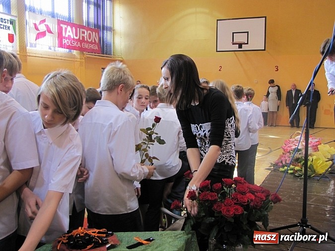 Zdjęcie w galerii na portalu naszraciborz.pl: Nauczyciele świętowali w Krzanowicach wiadomości z regionu