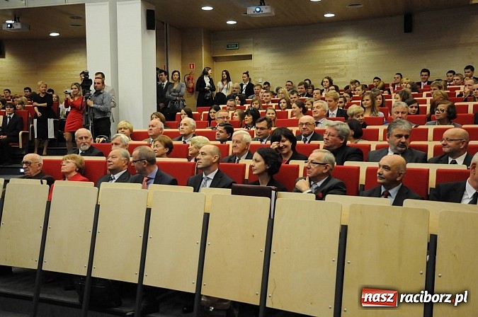 Zdjęcie w galerii na portalu naszraciborz.pl: Mocny raciborski akcent na inauguracji roku akademickiego w krakowskiej AGH wiadomości z regionu