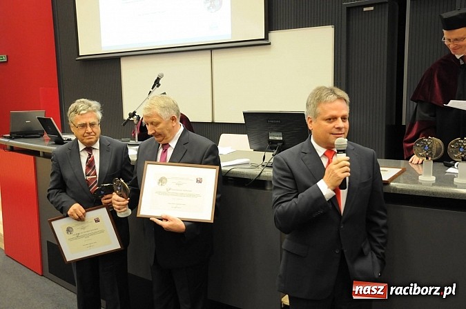 Zdjęcie w galerii na portalu naszraciborz.pl: Mocny raciborski akcent na inauguracji roku akademickiego w krakowskiej AGH wiadomości z regionu