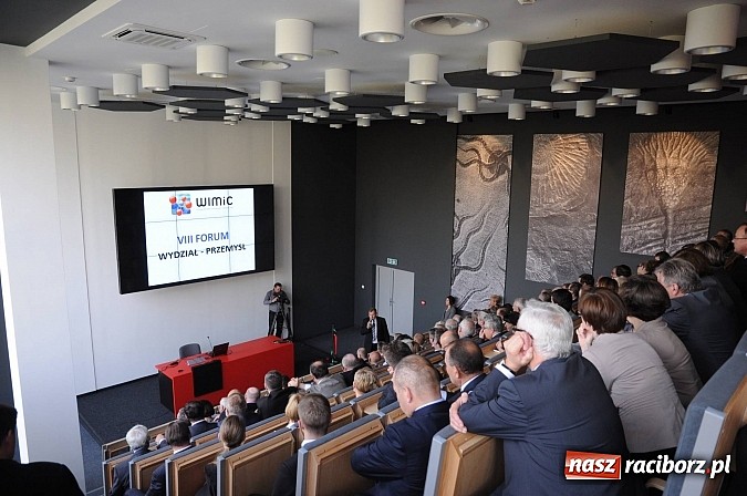 Zdjęcie w galerii na portalu naszraciborz.pl: Mocny raciborski akcent na inauguracji roku akademickiego w krakowskiej AGH wiadomości z regionu